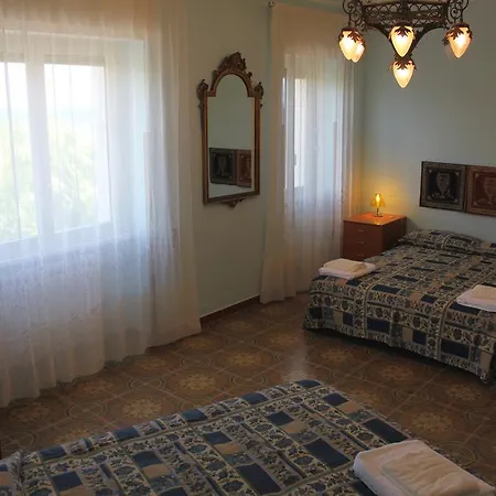 Maddalena * אוטרנטו